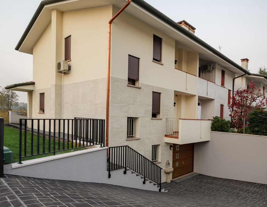 Iso-Siloxan-intonaco-stampato-per-pareti-esterne.-Casa-privata,-Istrana-Mirto02